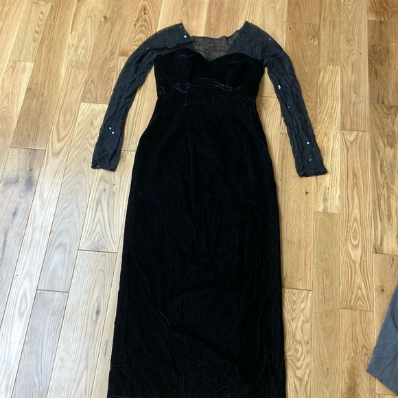 Incredible vintage Michelle Vincent velvet and mesh gown. - Picture 1 of 4